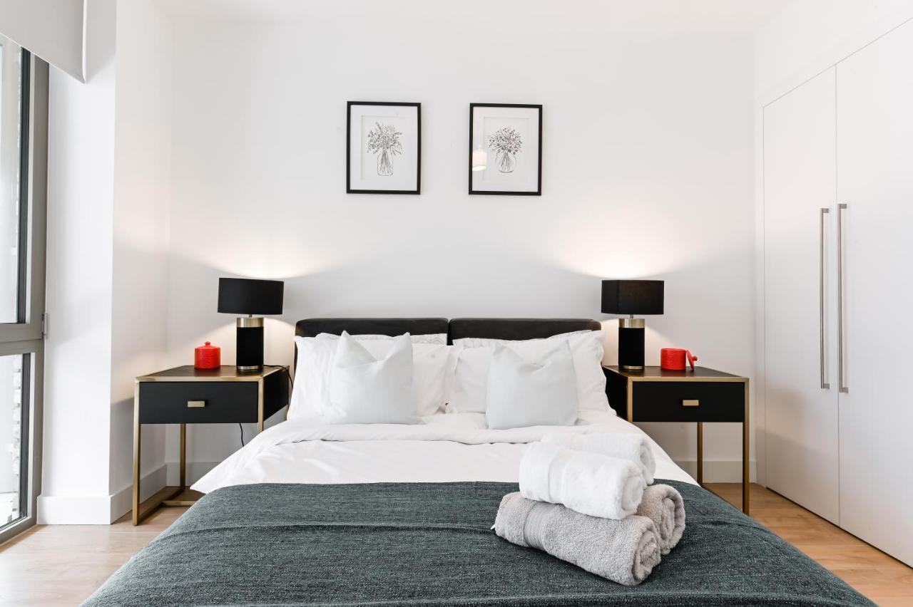 Khayat Homes - The Owelor - Two Bed 伦敦 外观 照片